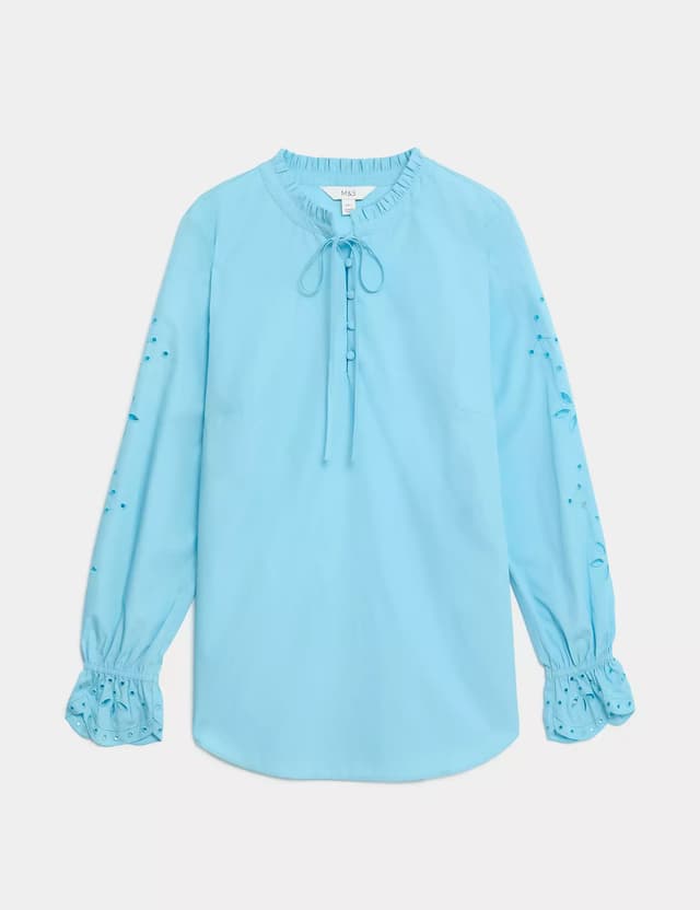 Blusa mangas largas bordadas