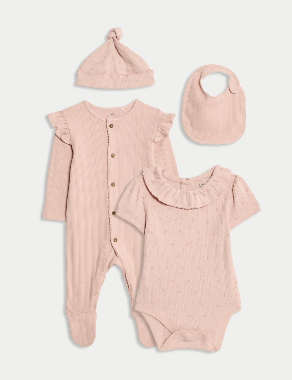 Set de 4 piezas recién nacido diseño floral