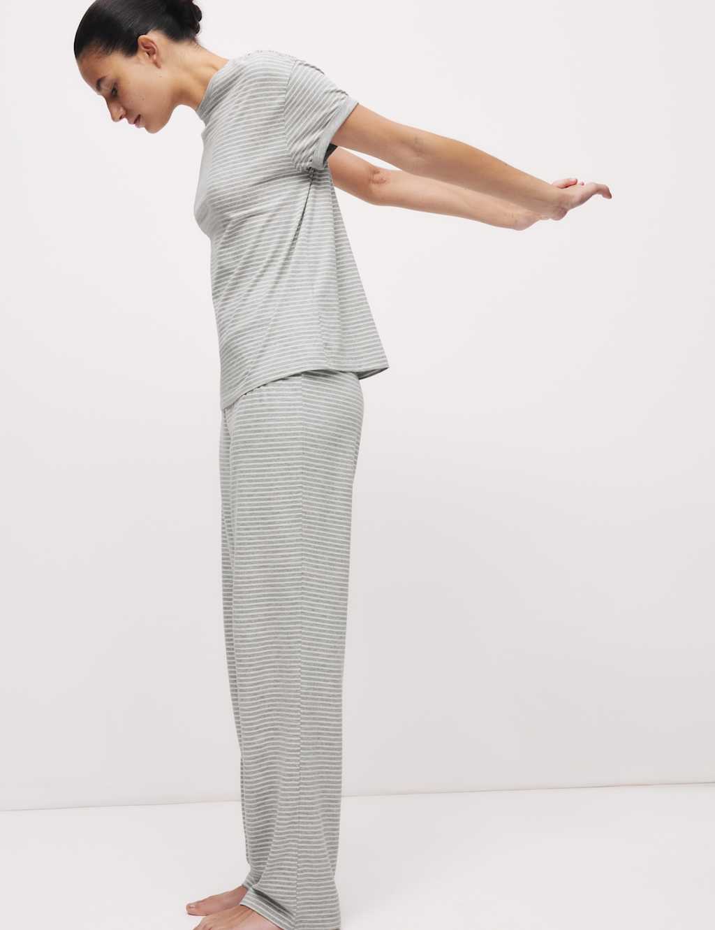 Pijama de diseño de manga corta y pantalón largo FP