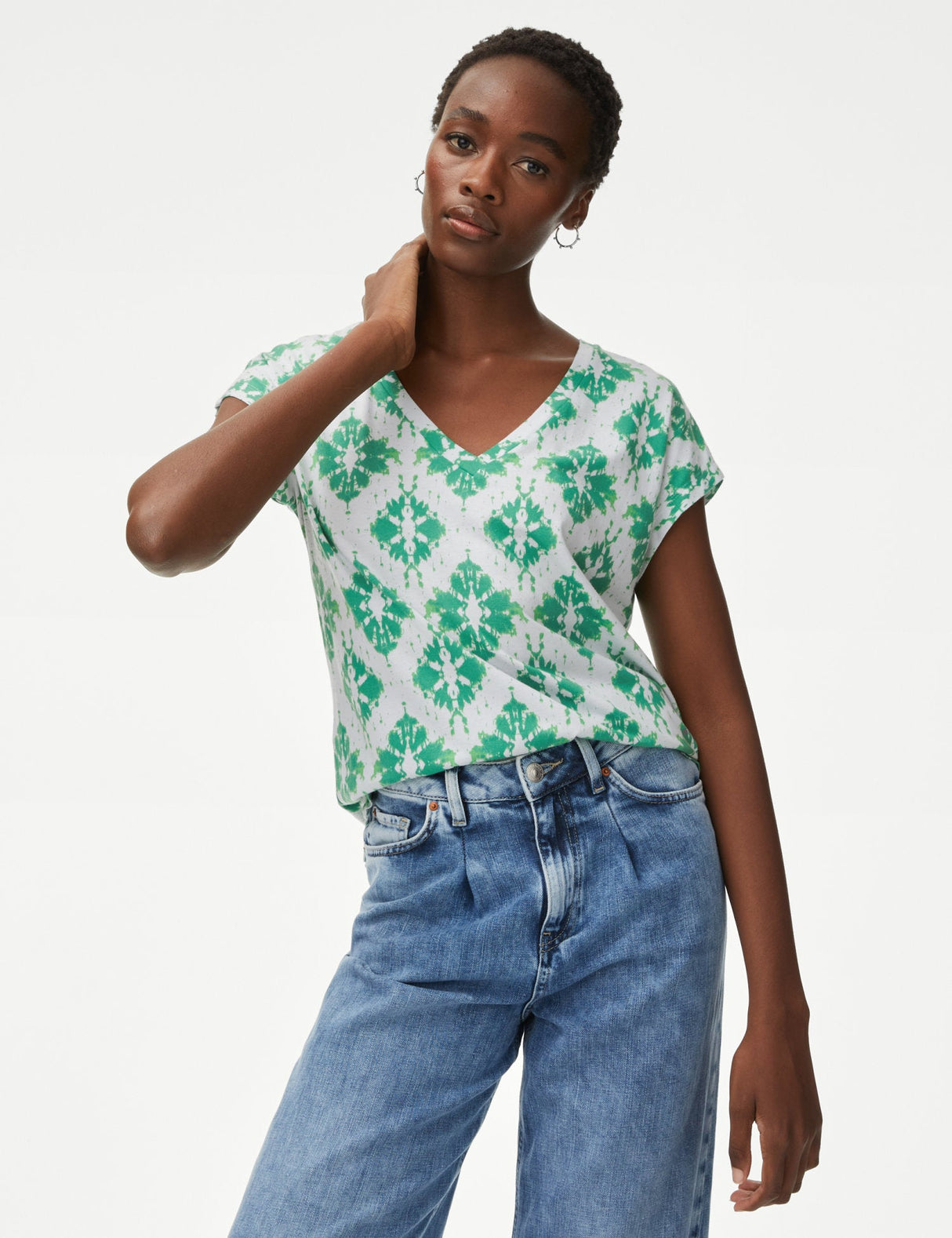 Camiseta de manga corta de pico con diseño