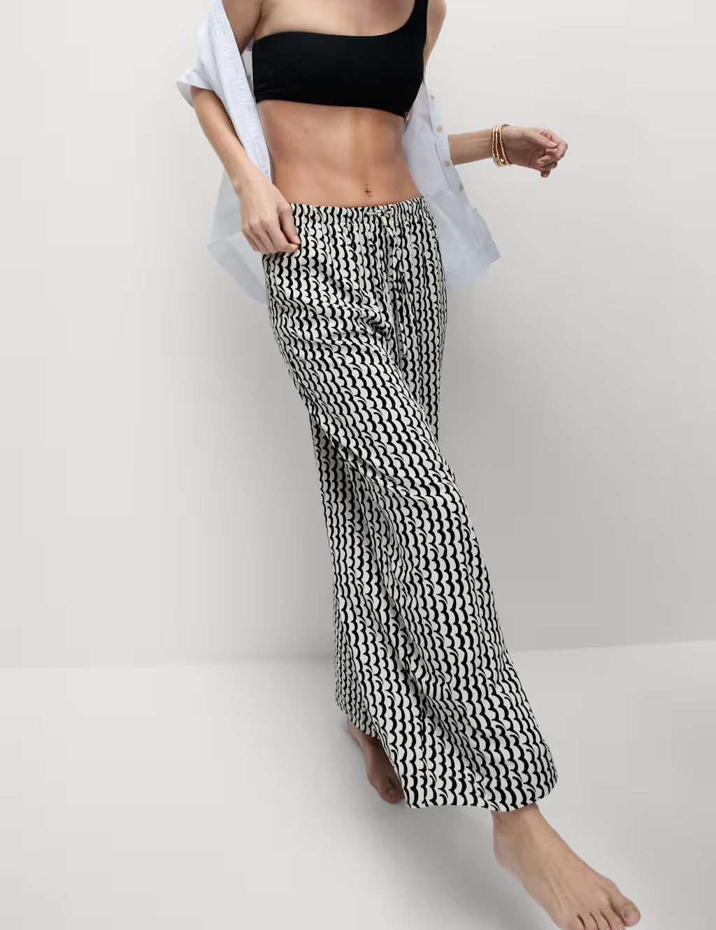 Pantalón pescador estampado de viscosa