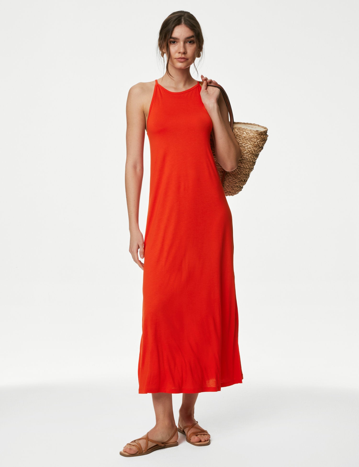 Vestido de tirantes de largo midi