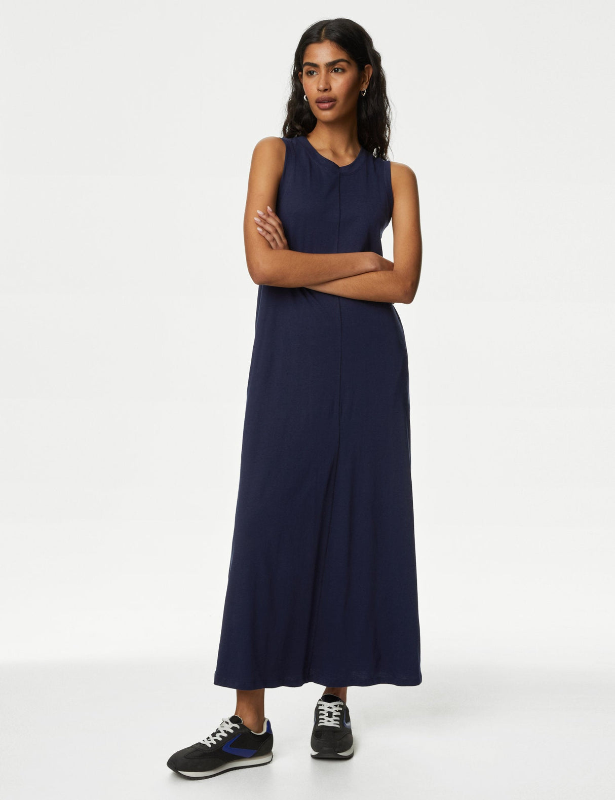 Vestido sin mangas liso