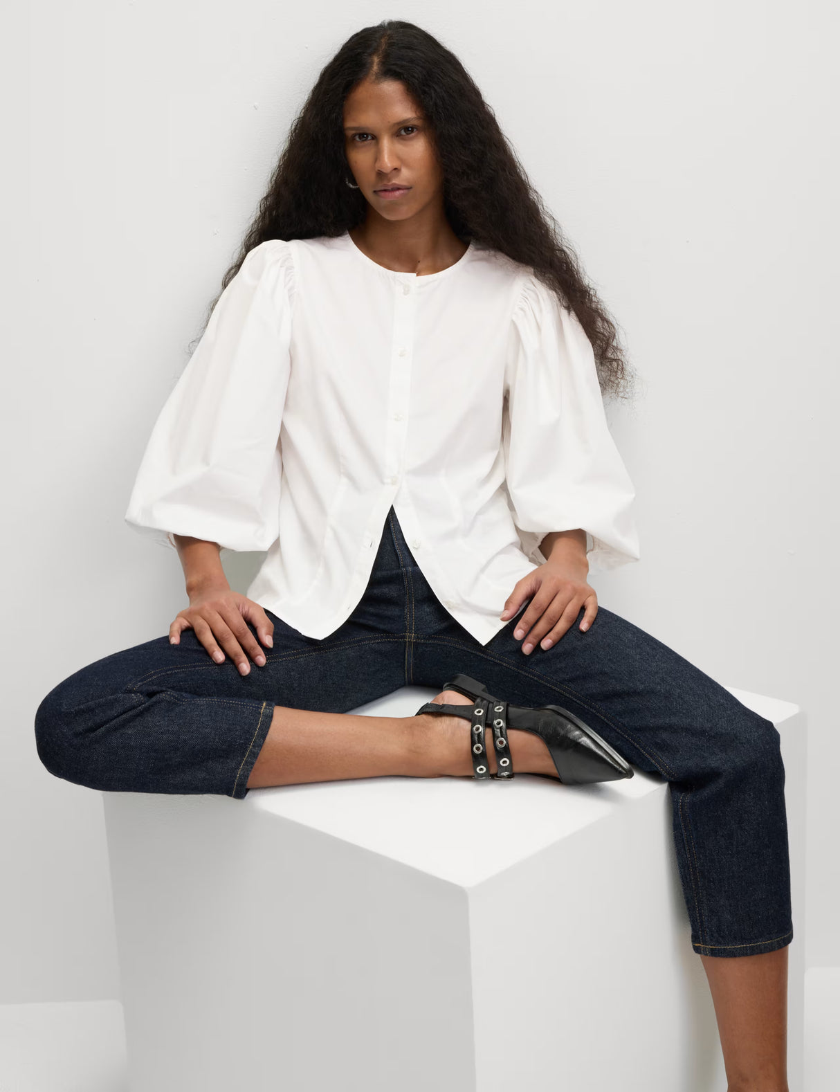 Blusa de manga larga abullonada