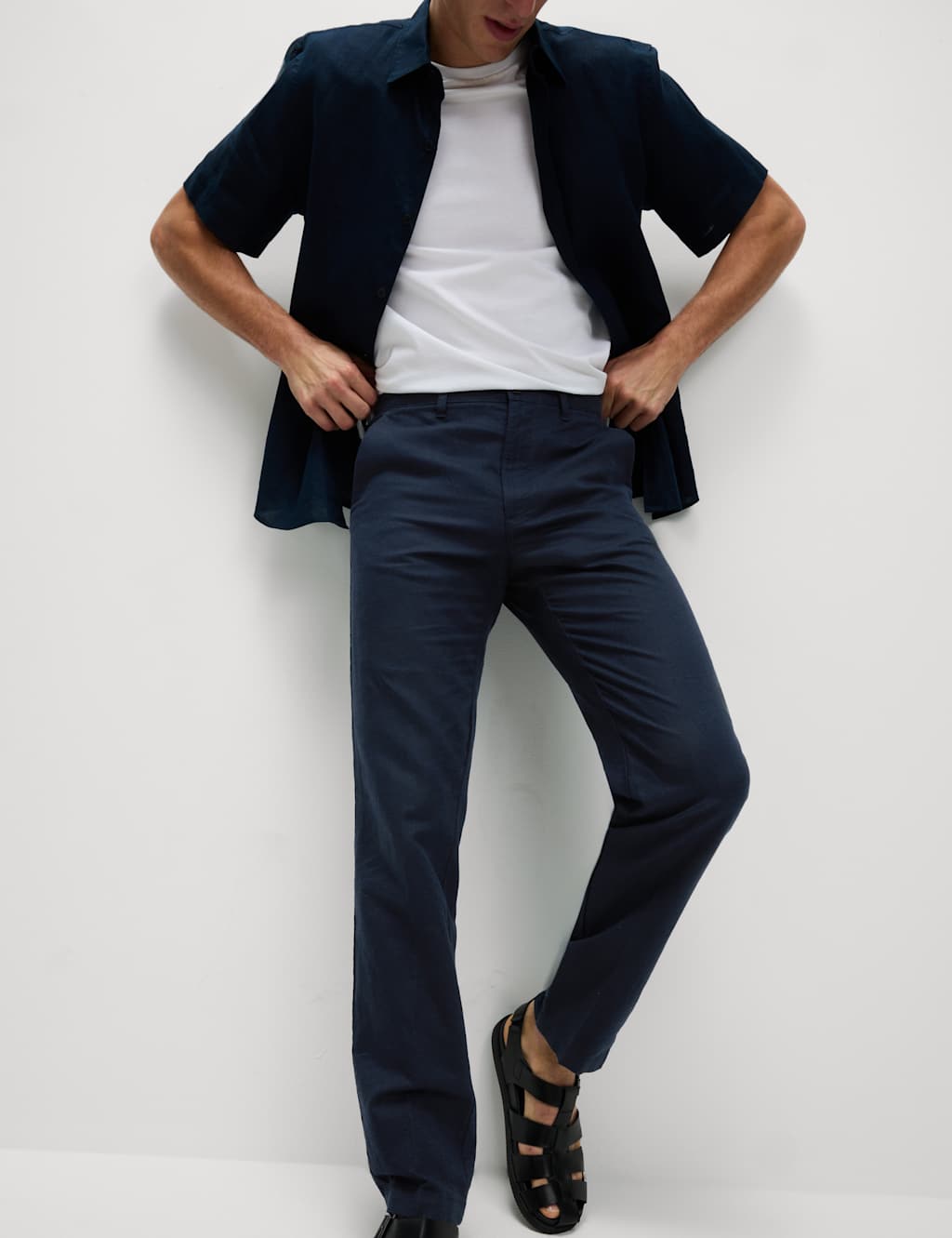 Pantalón chino de lino