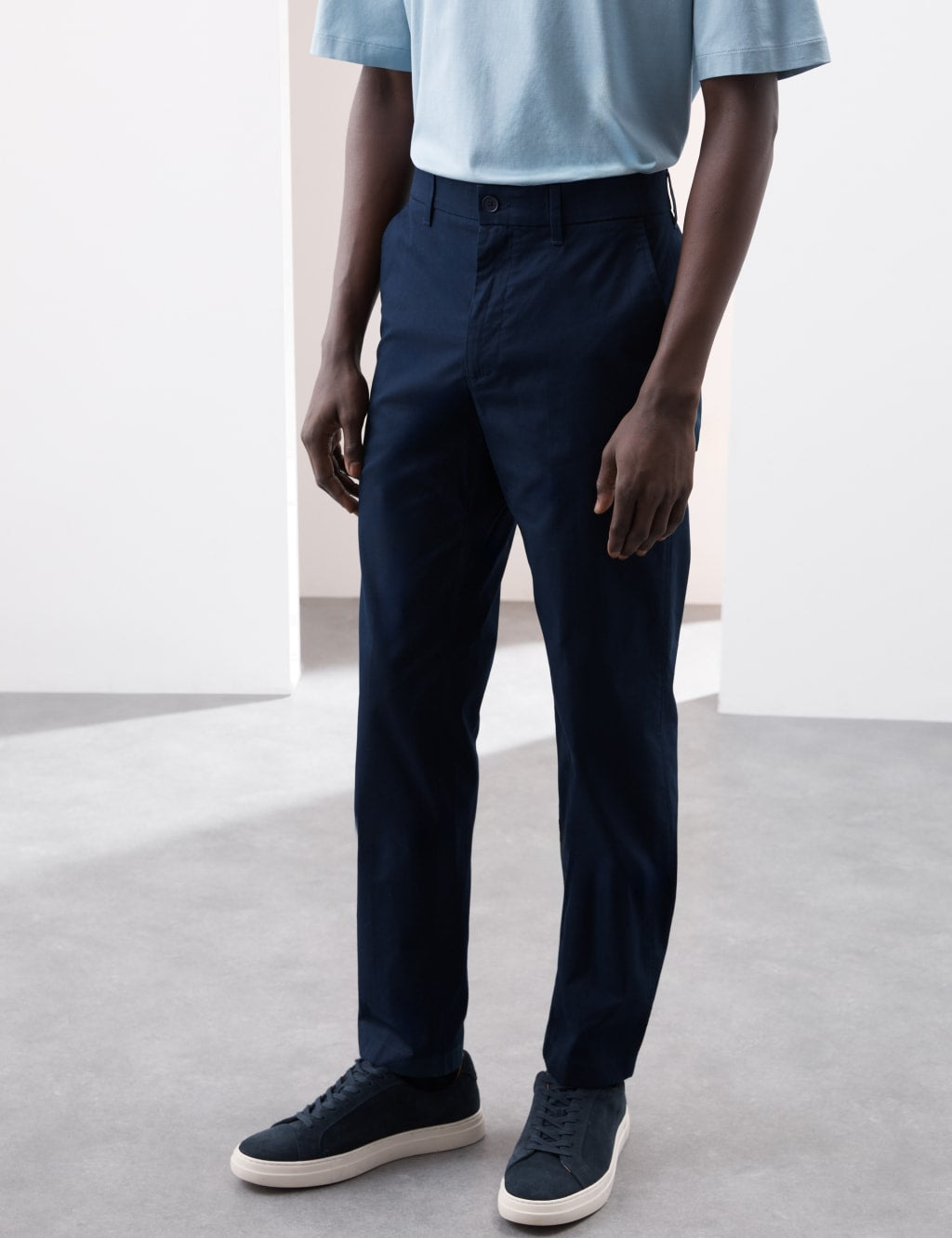 Pantalón chino superligero Autograph