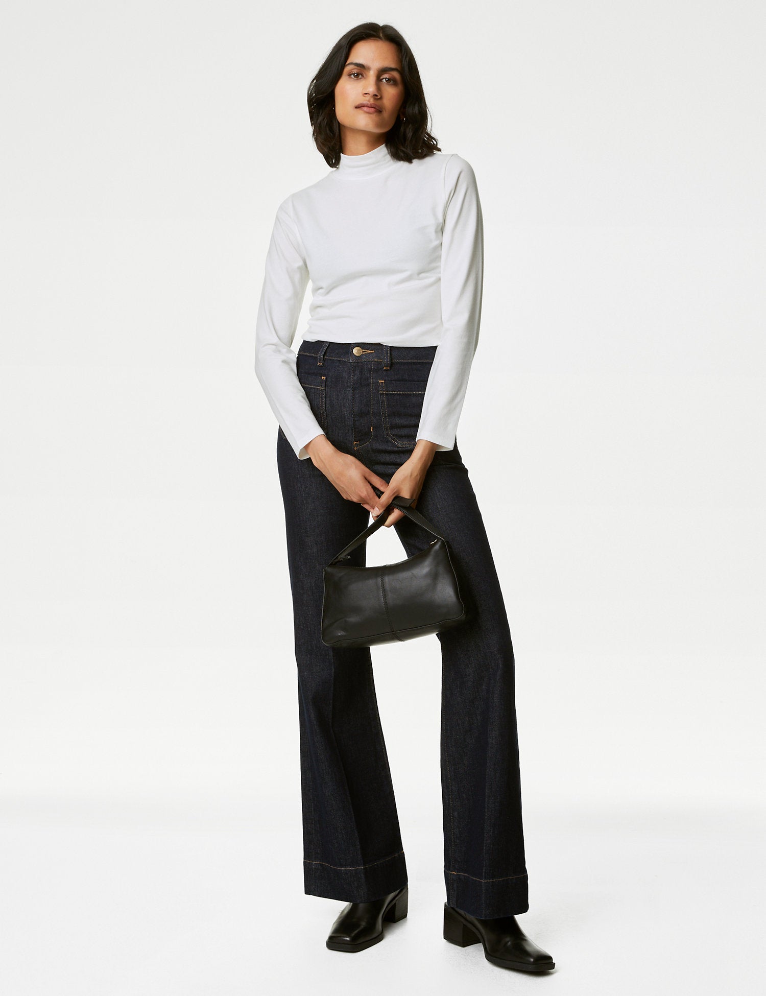 Camiseta básica manga larga cuello alto