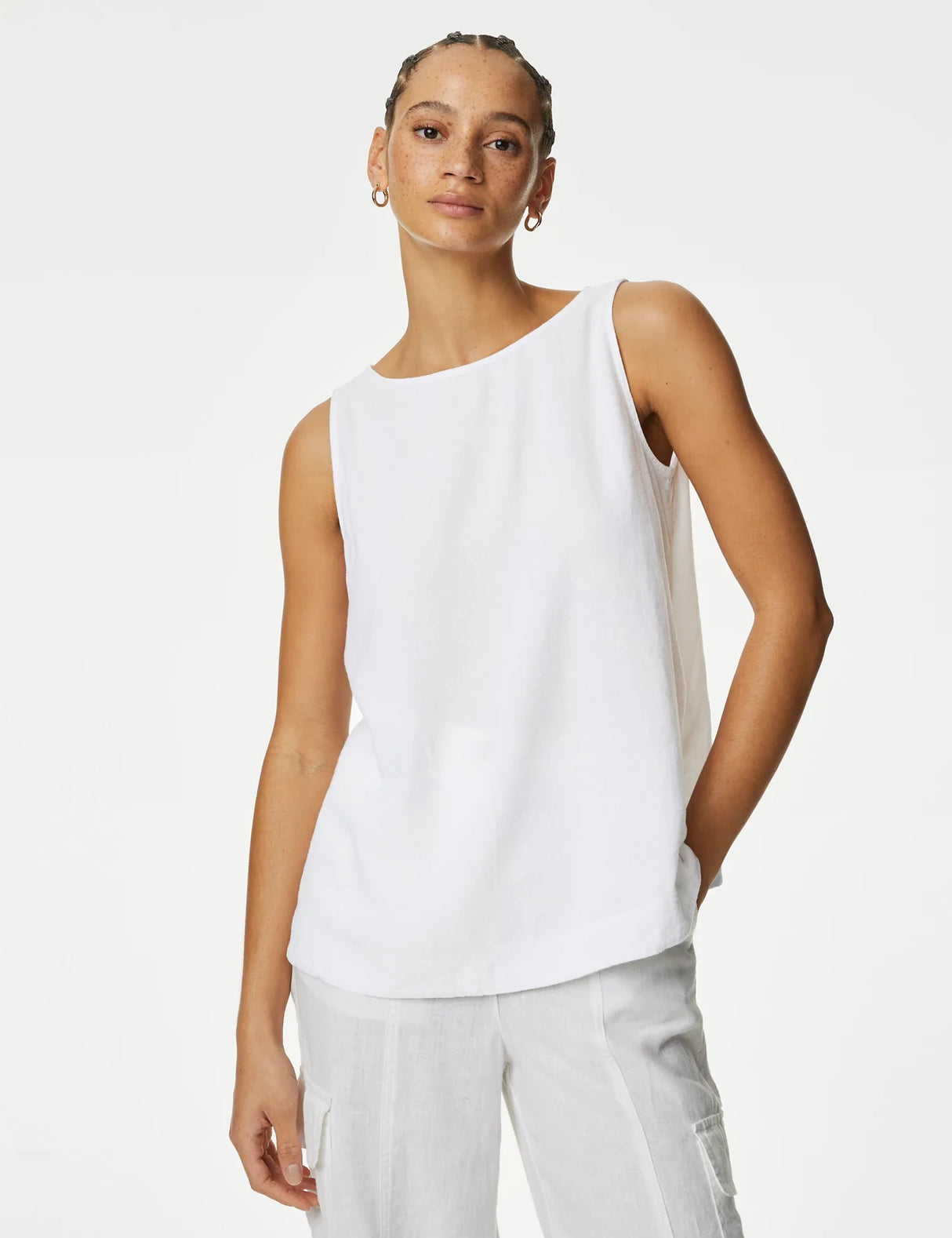 Blusa de lino sin mangas