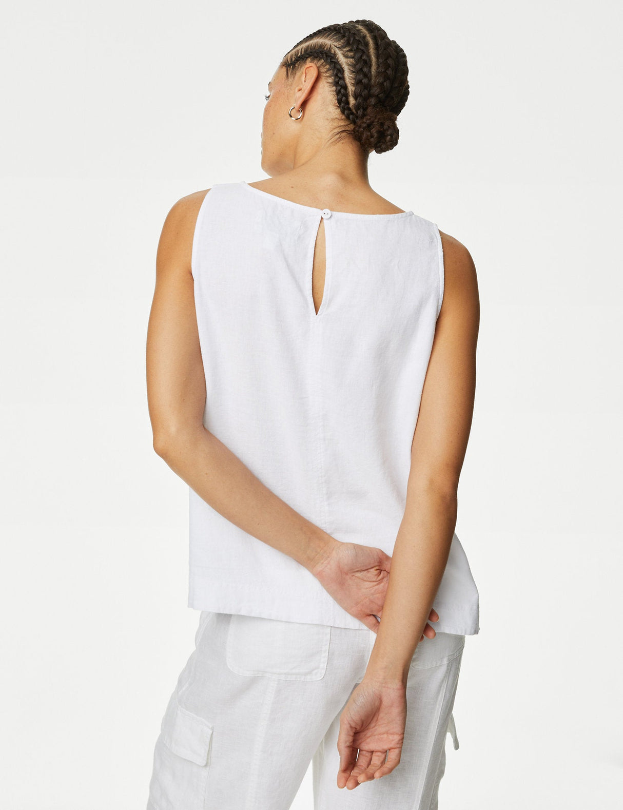 Blusa de lino sin mangas