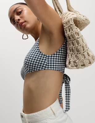 Parte alta de bikini de cuadritos Vichy