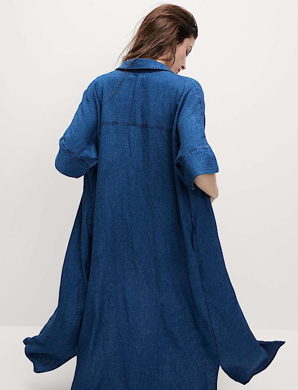 Vestido de lino camisero de manga corta