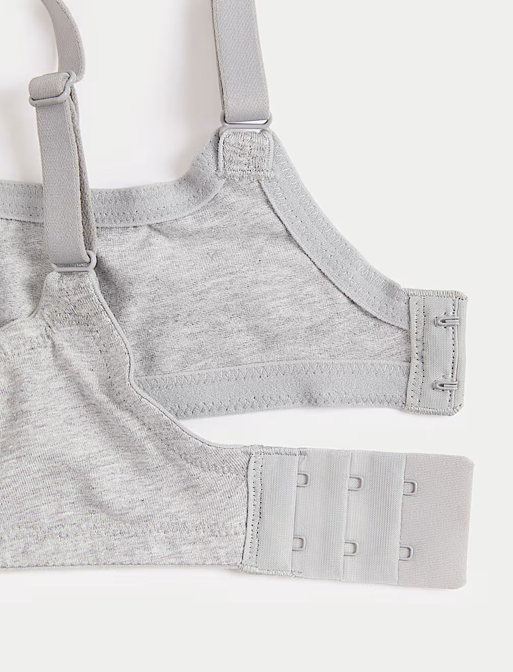 Pack 3 sujetadores sin aro y sin relleno