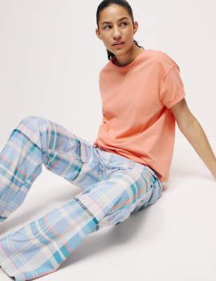 Pijama de manga corta con diseño FP