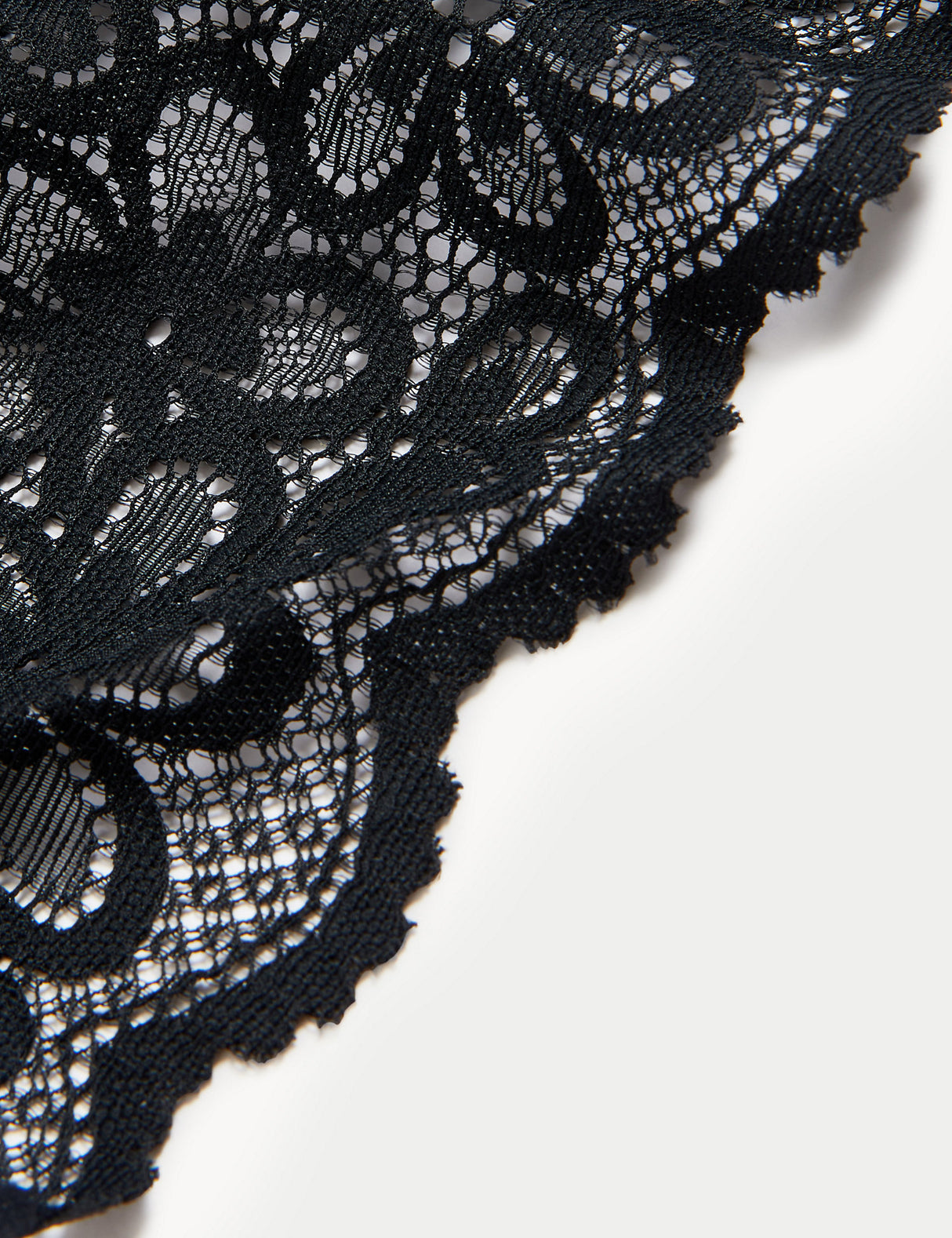 Braga alta de encaje Cleo