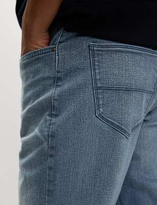 Pantalón elástico de corte recto