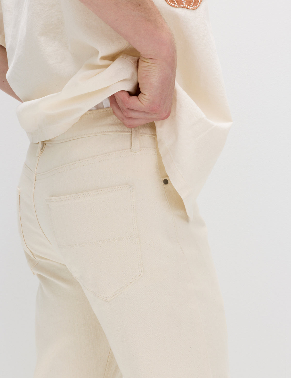 Pantalón elástico de corte recto
