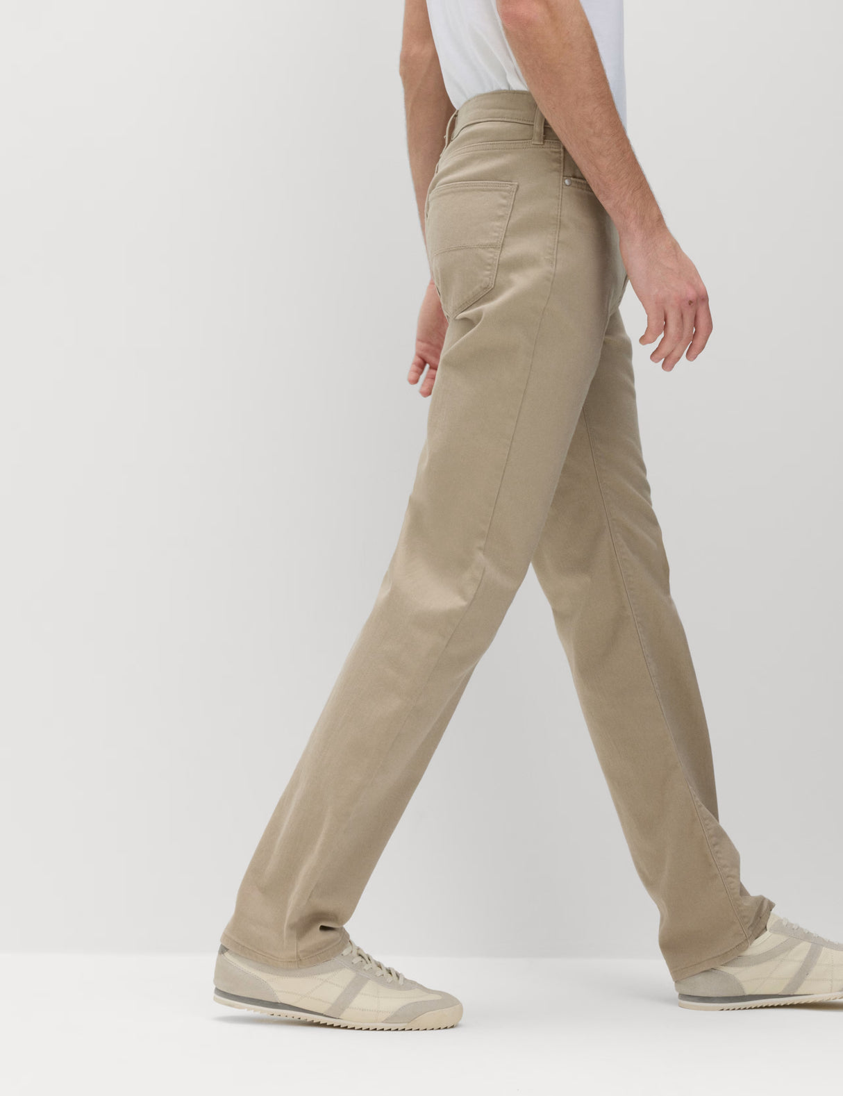 Pantalón elástico de corte recto