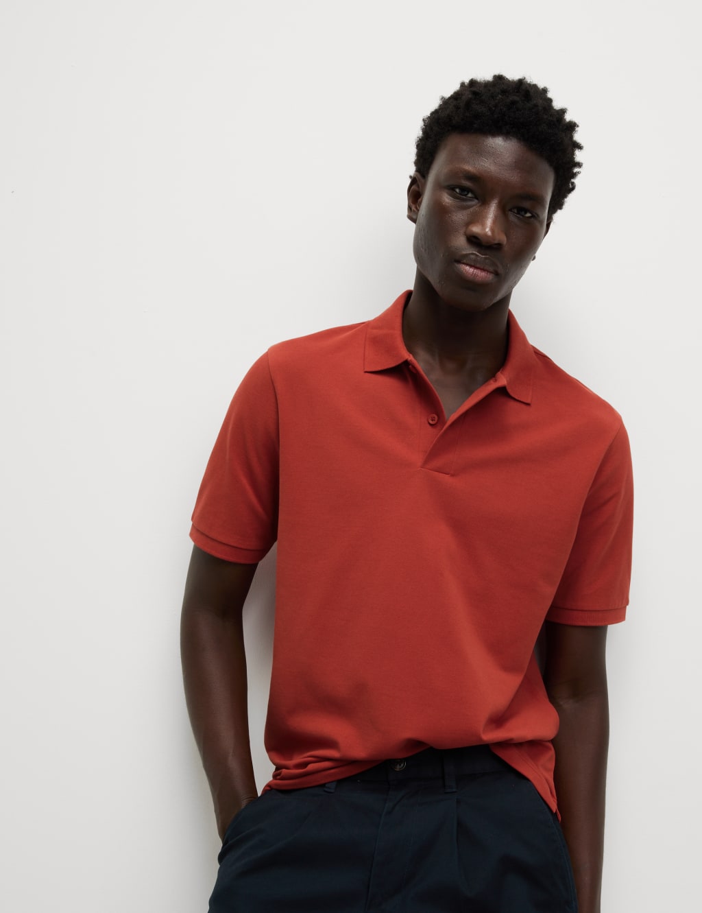 Polo liso de manga corta