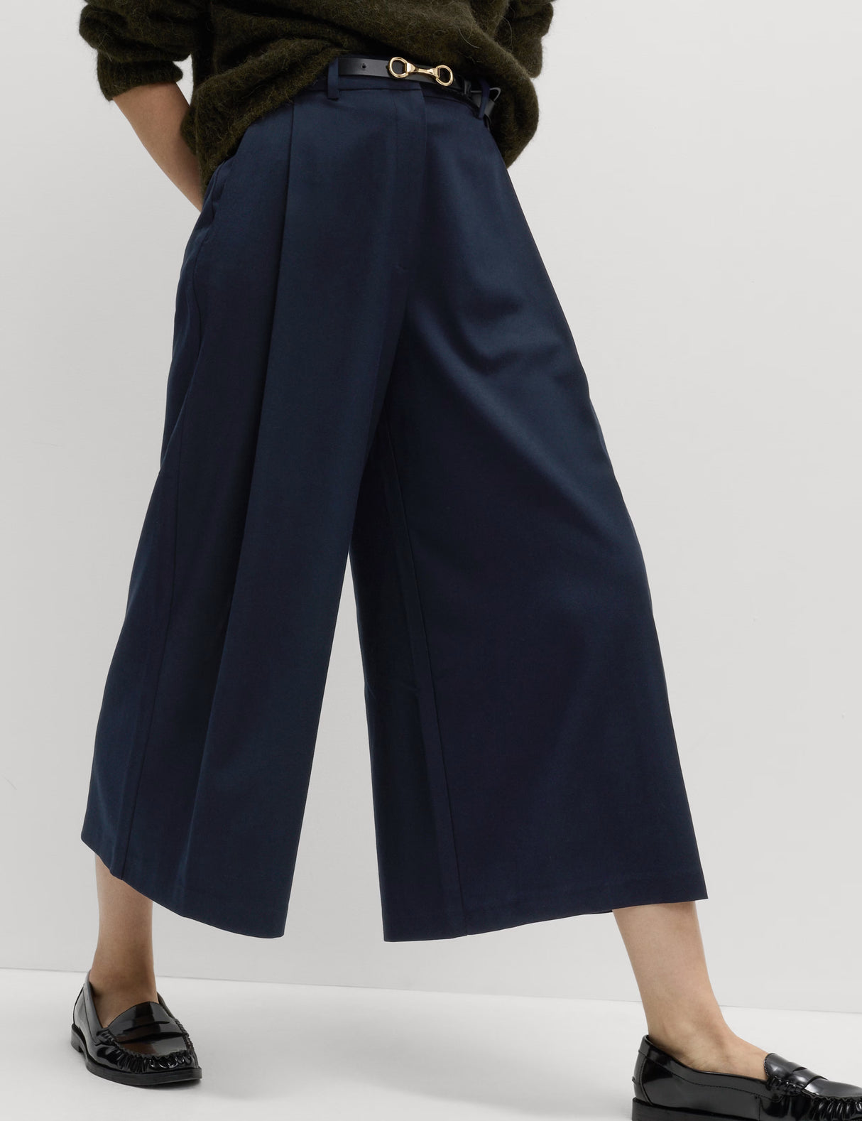 Pantalón de tela de estilo culotte
