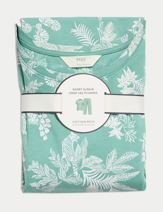 Pijama de diseño con manga corta y pantalón pesquero FP