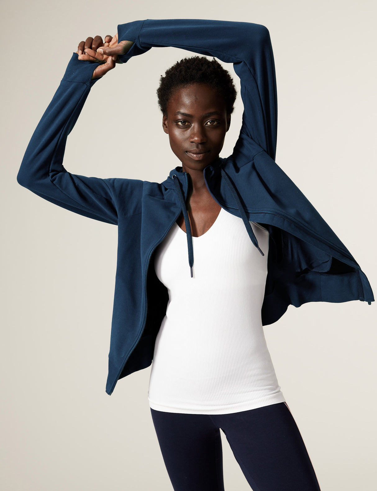 Chaqueta chándal capucha