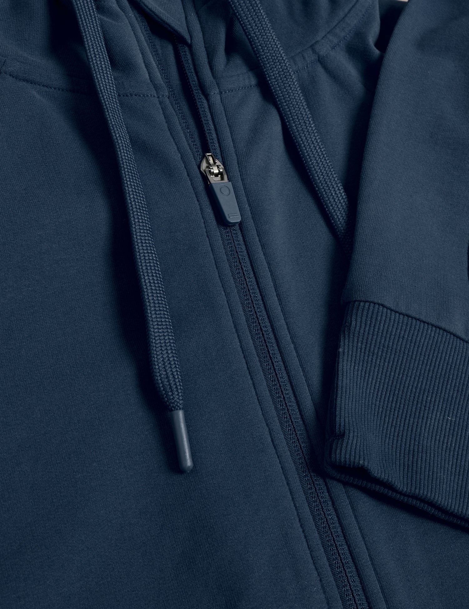 Chaqueta chándal capucha