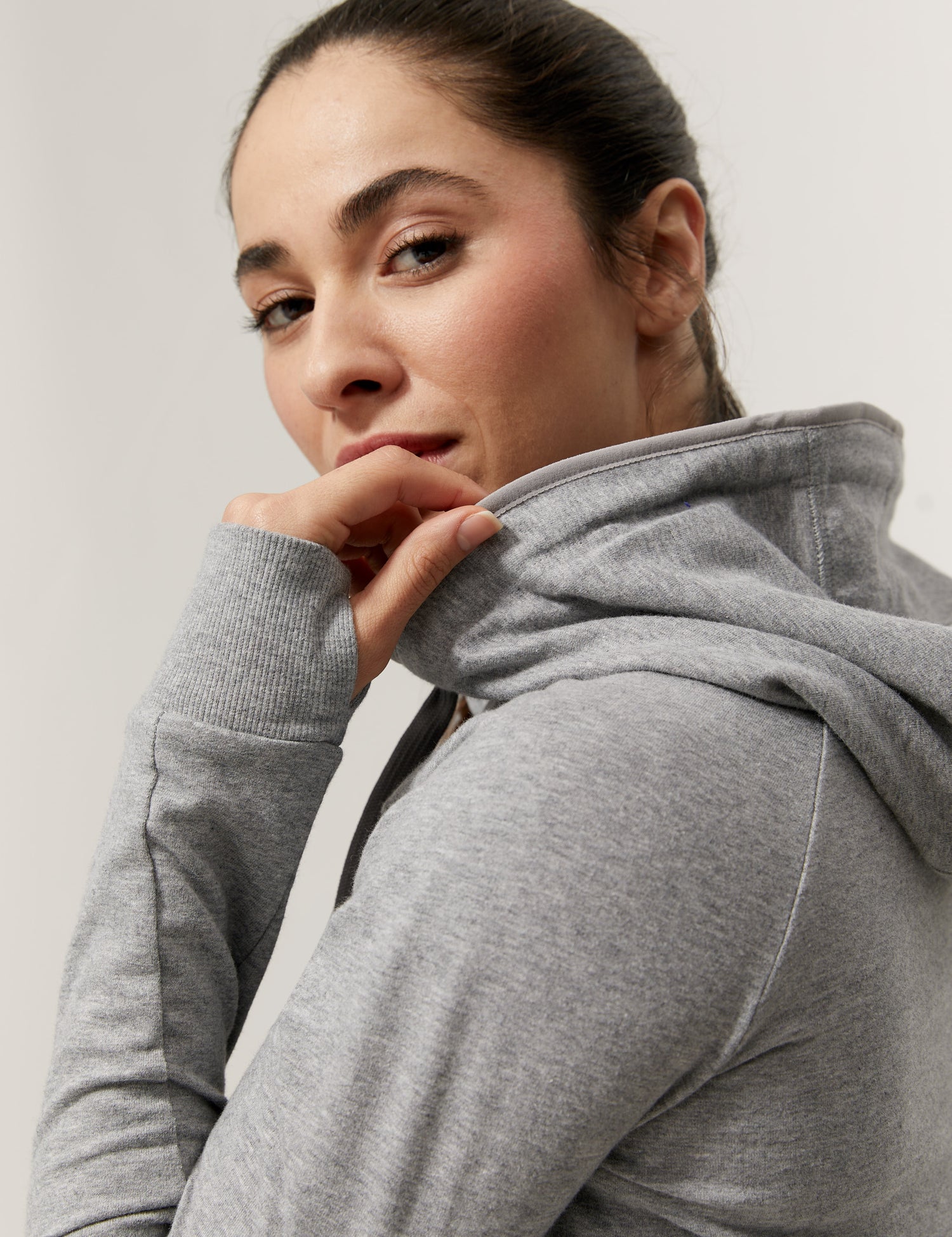 Chaqueta chándal capucha