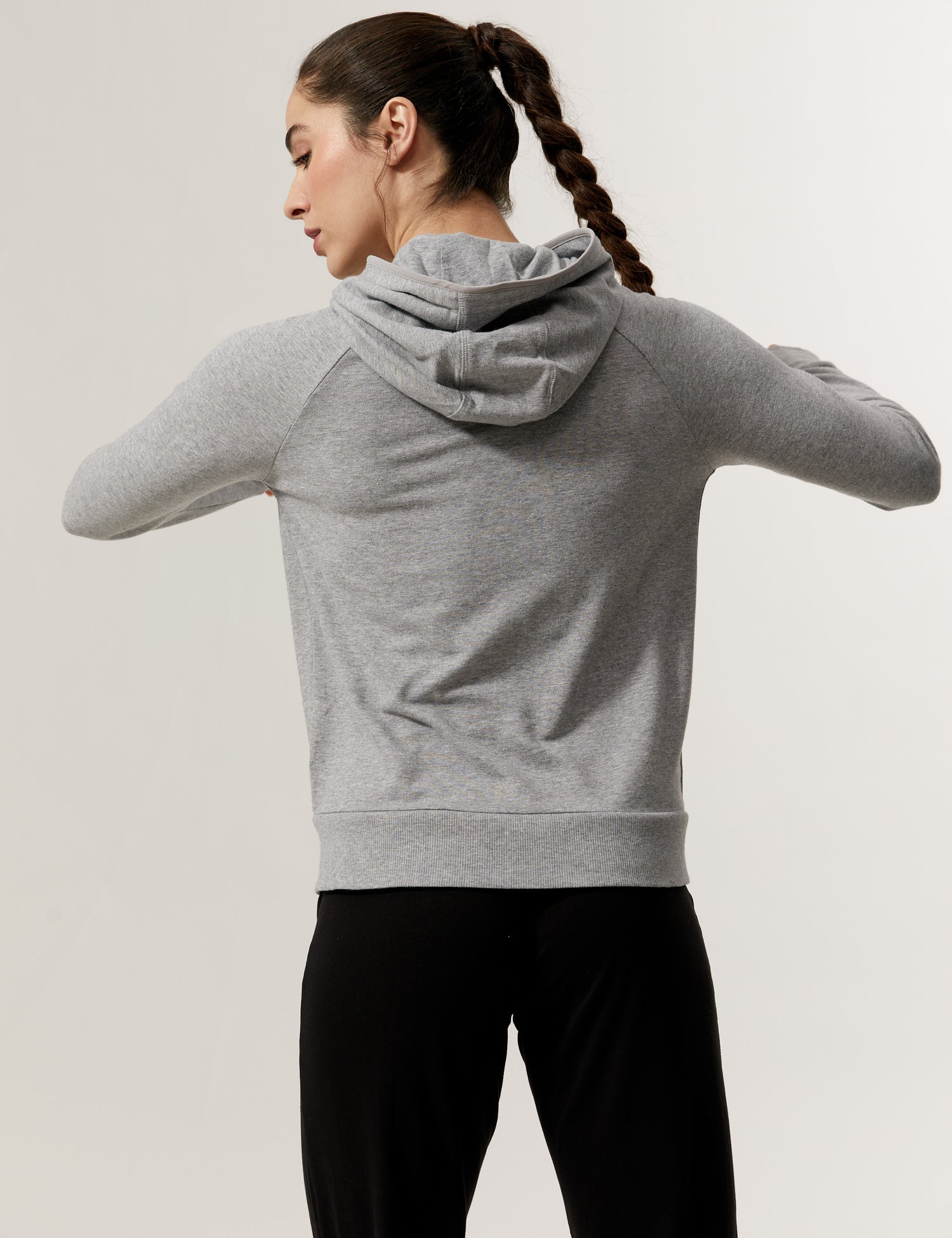 Chaqueta chándal capucha