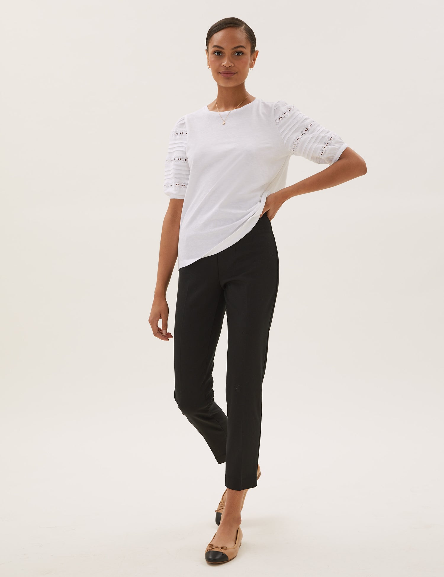 Pantalón punto slim