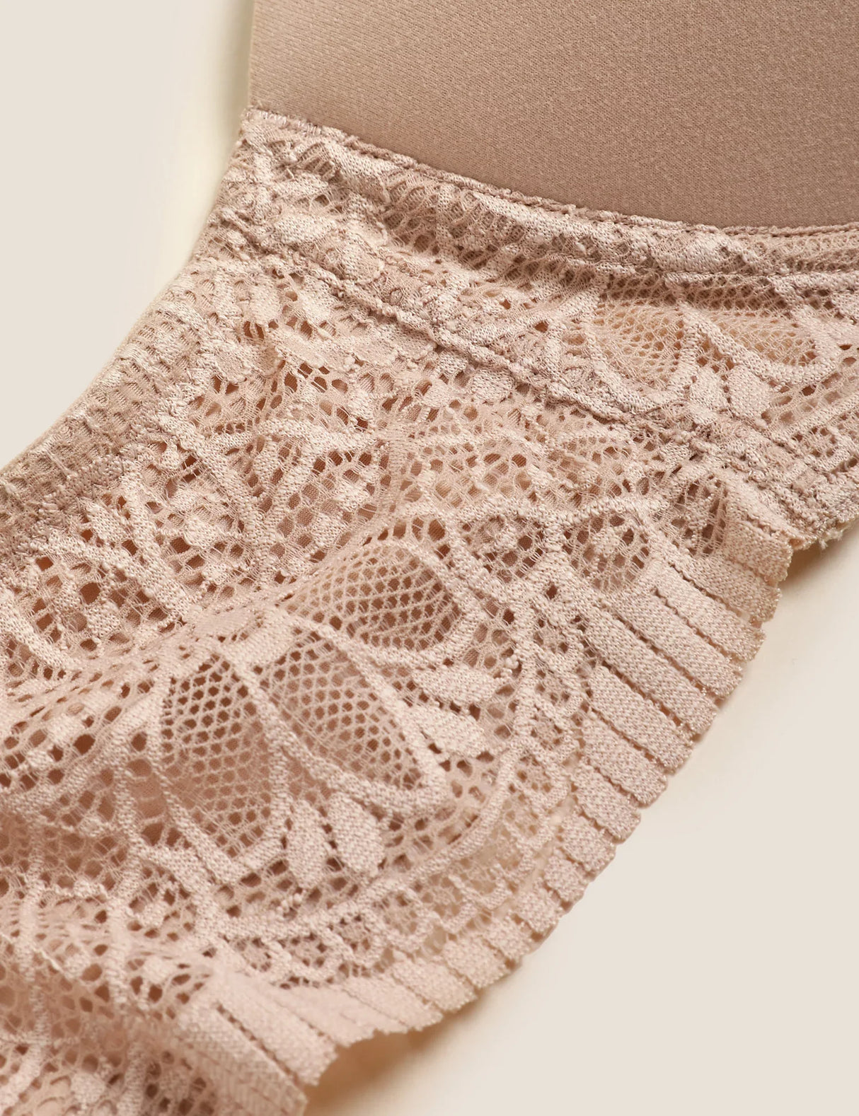 Sujetador sin aro Full Cup Body Soft