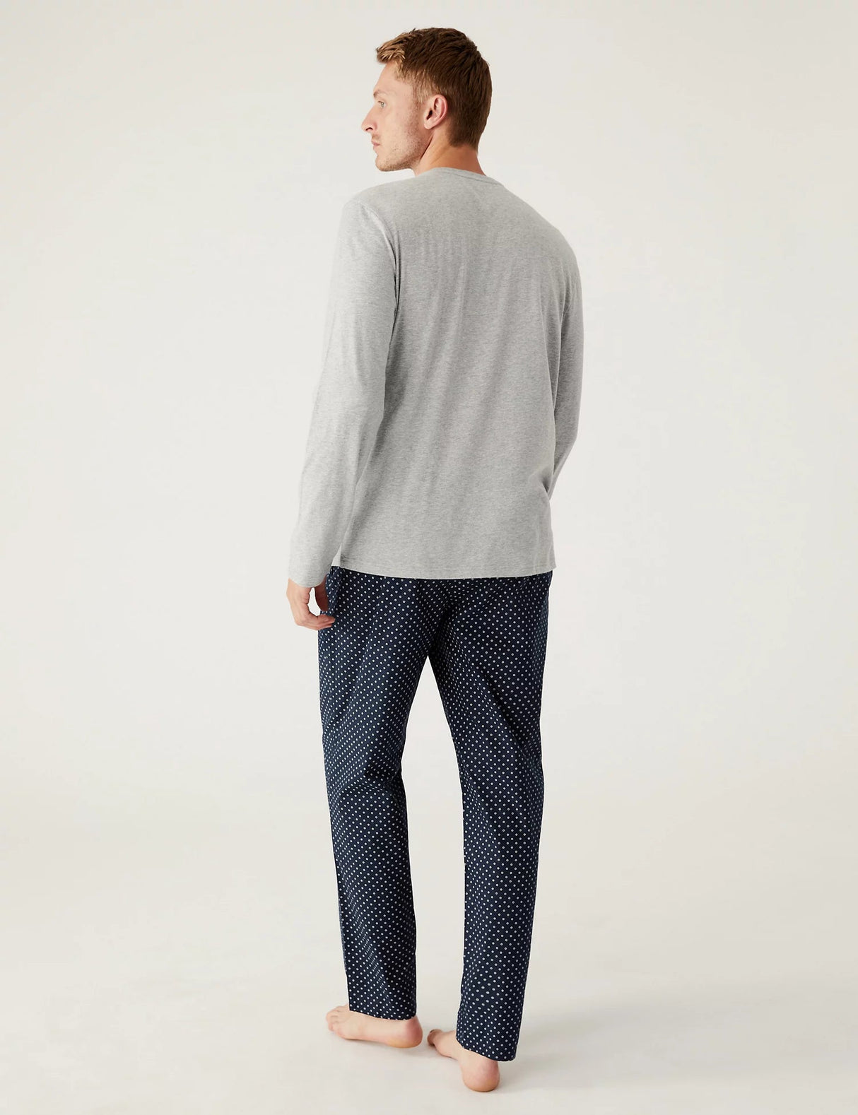 Pijama en punto slogan