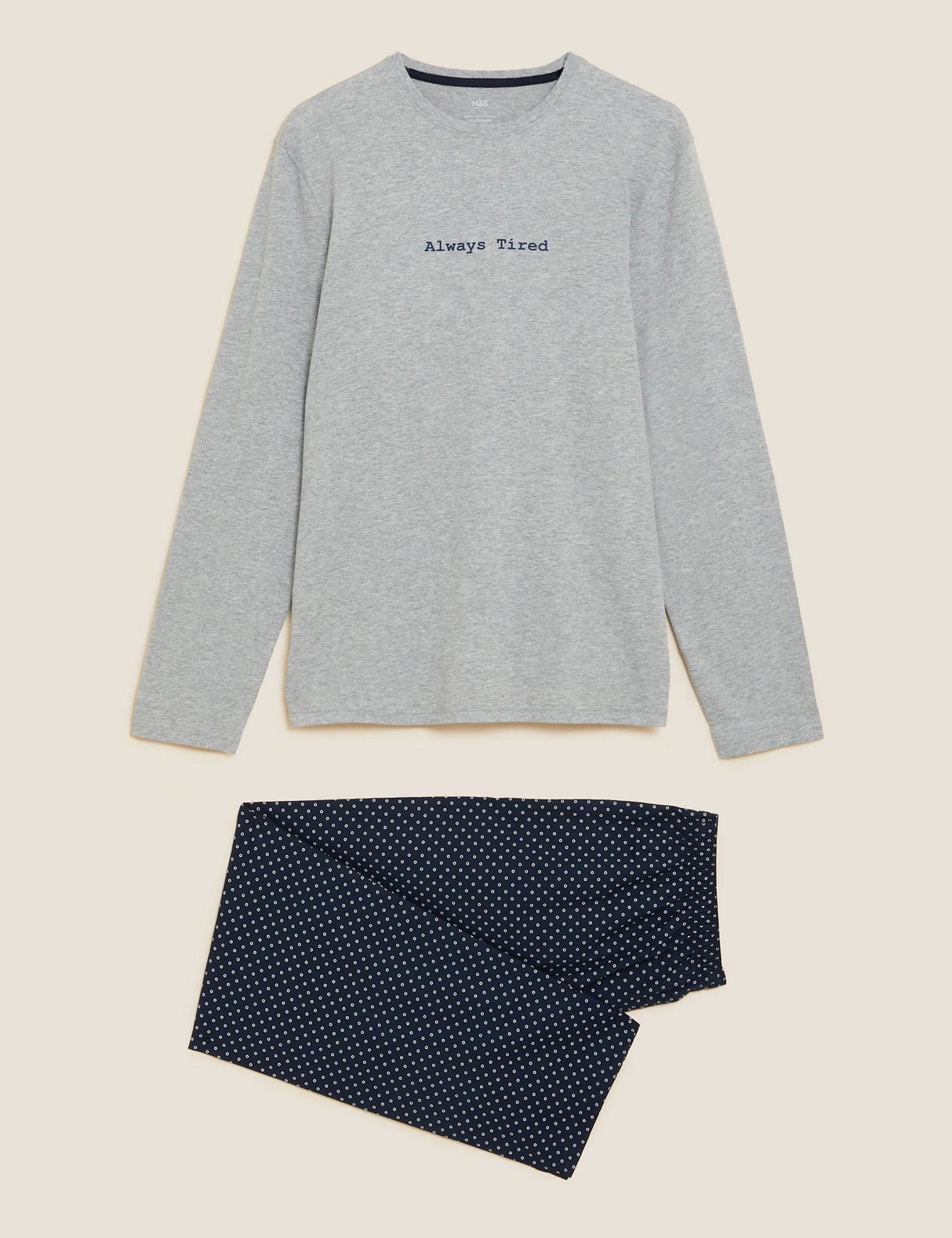 Pijama en punto slogan