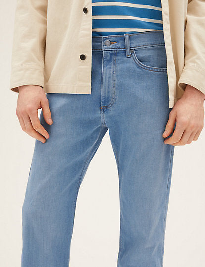 Pantalón elástico de corte recto