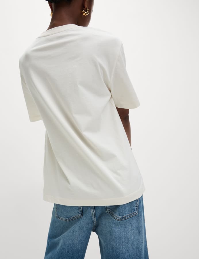 Camiseta diseño de manga corta