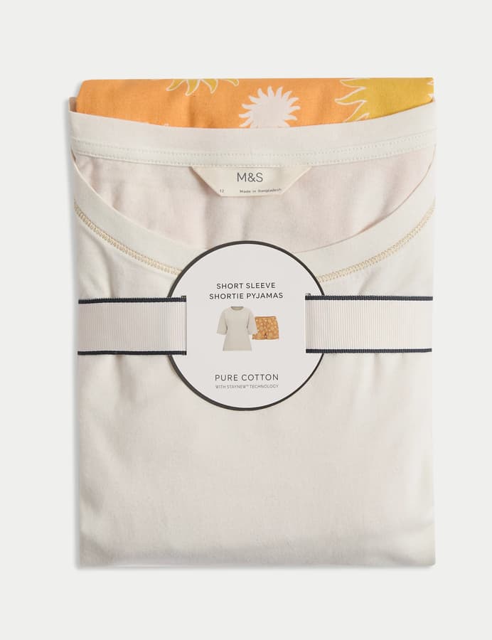 Pijama corto de manga corta con diseño FP