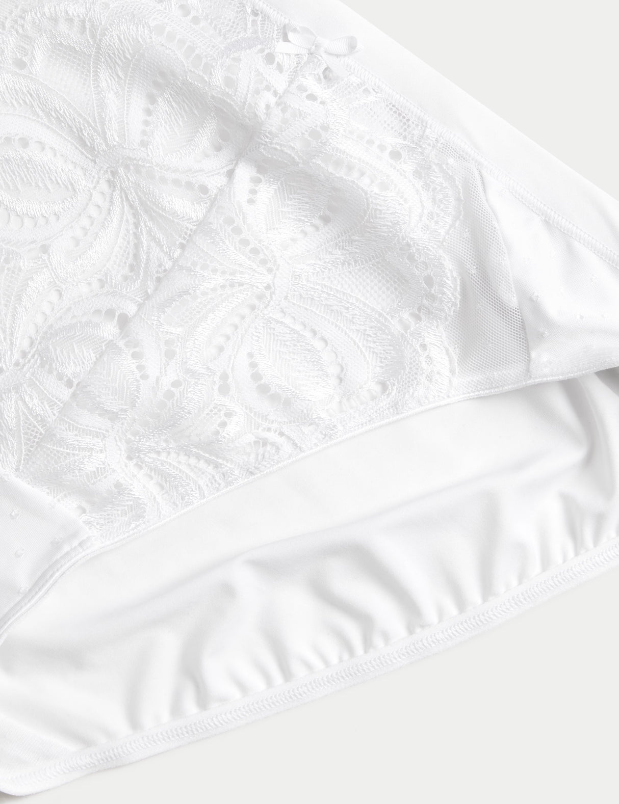 Pack 3 bragas altas detalle encaje H.L.