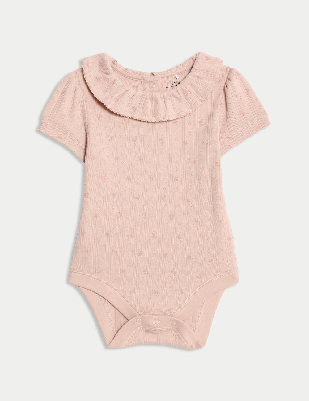 Set de 4 piezas recién nacido diseño floral