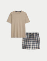 Pijama corto  con pantalón de tela a cuadros