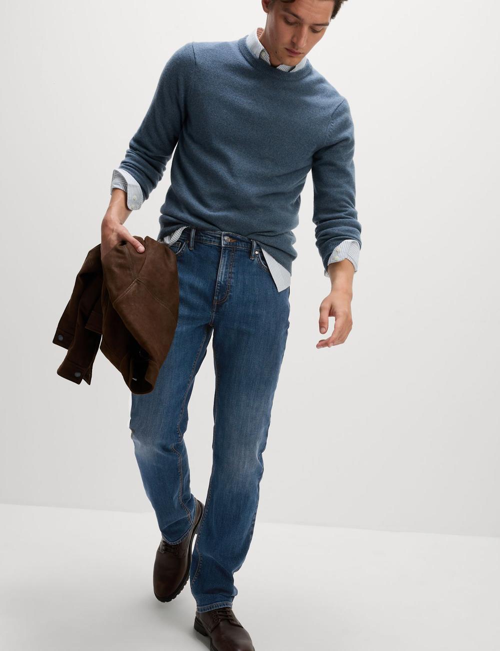 Pantalón elástico de corte recto