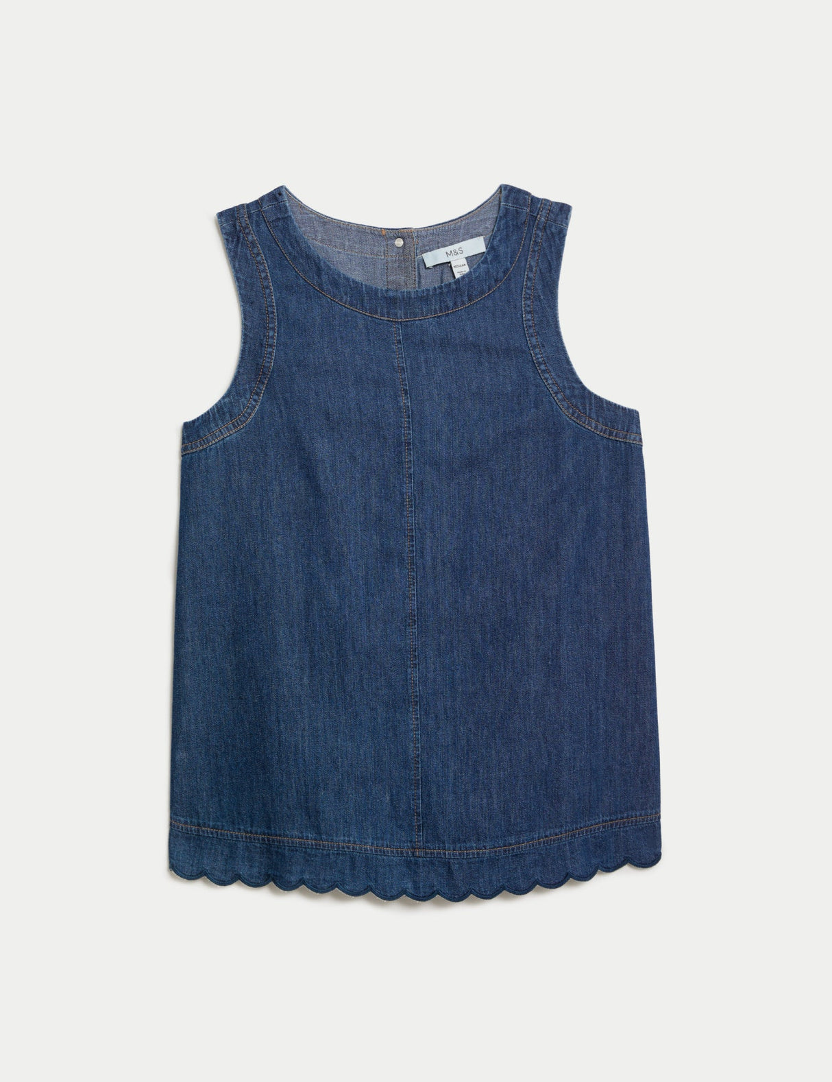 Blusa sin mangas con ondas