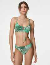 Parte alta de bikini con flores
