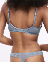 Sujetador sin aro de encaje con relleno