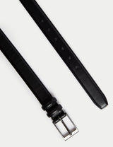 Cinturón elegante de piel