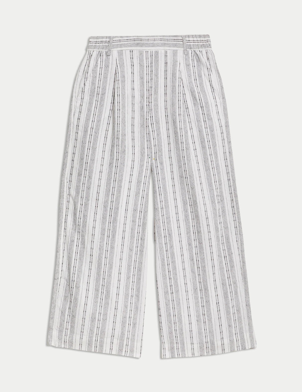 Pantalón de lino diseño wide leg crop