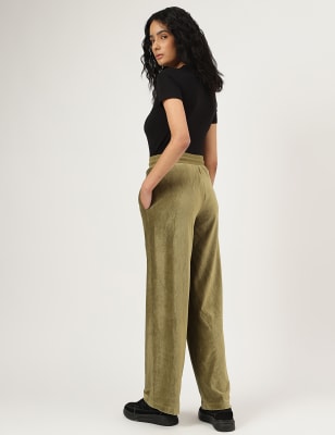 Pantalón jogger de terciopelo wide leg