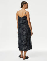 Vestido de tiros diseño de largo midi