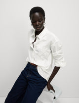 Blusa de manga larga con aplique floral