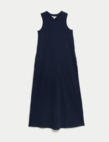 Vestido sin mangas liso