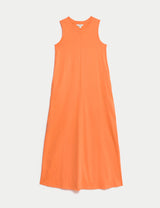 Vestido sin mangas liso