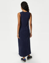 Vestido sin mangas liso